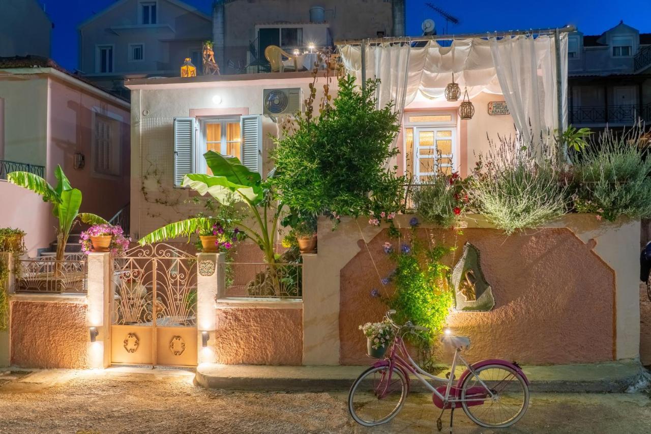 Flowers In The City - Elegant Home In Argostoli Экстерьер фото