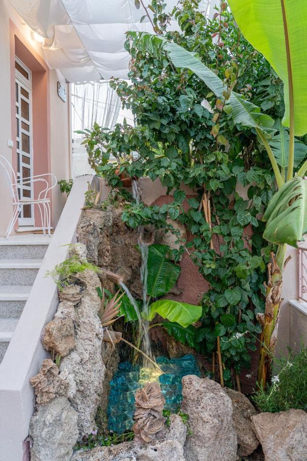 Flowers In The City - Elegant Home In Argostoli Экстерьер фото